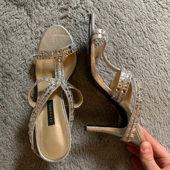 Gemstone Heels - Picture 3 of 4